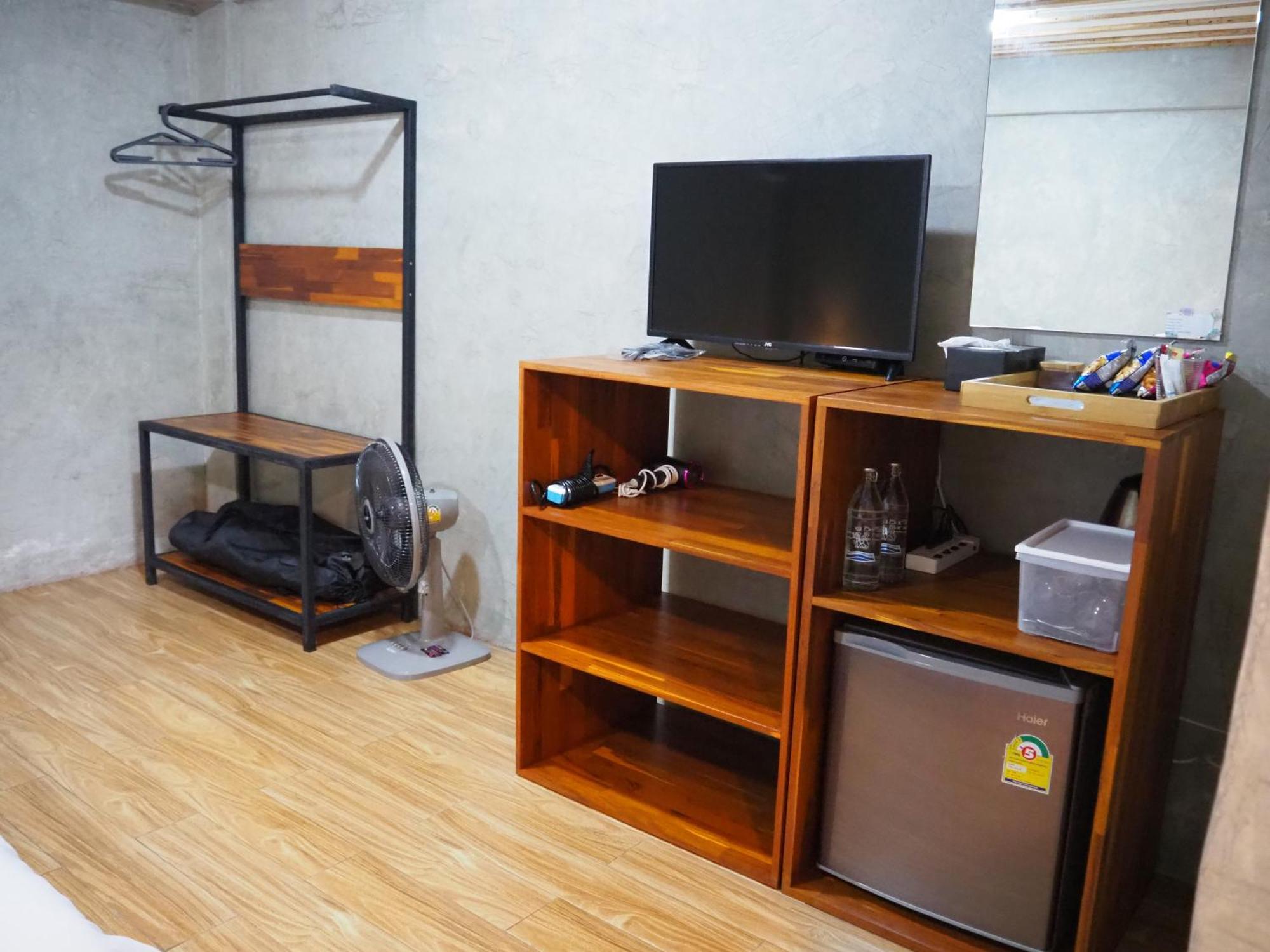 Banmai87 Guest House บ้านไม้87 เกสต์เฮ้าส์ Phra Nakhon Si Ayutthaya Ngoại thất bức ảnh