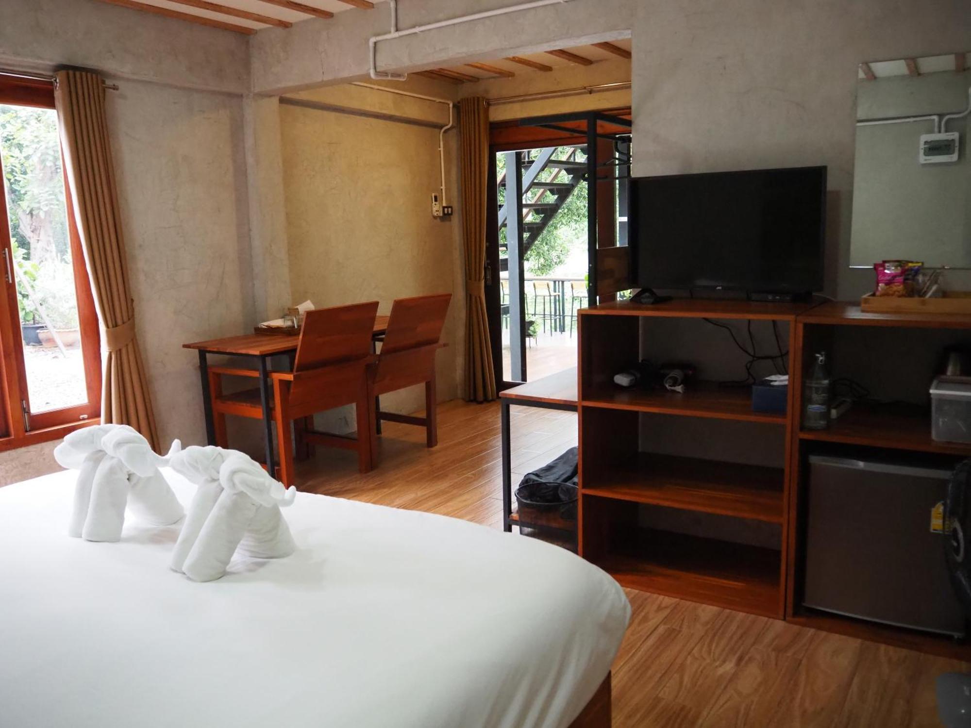 Banmai87 Guest House บ้านไม้87 เกสต์เฮ้าส์ Phra Nakhon Si Ayutthaya Ngoại thất bức ảnh